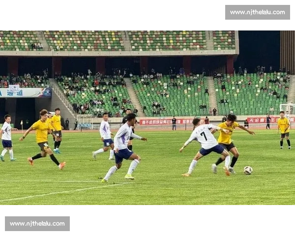 蒙超四强战外援云集，呼和浩特草根足球迎巅峰对决