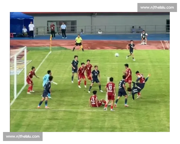 朱艺揭秘！20 岁亚泰前锋巴特苏超倒钩创历史